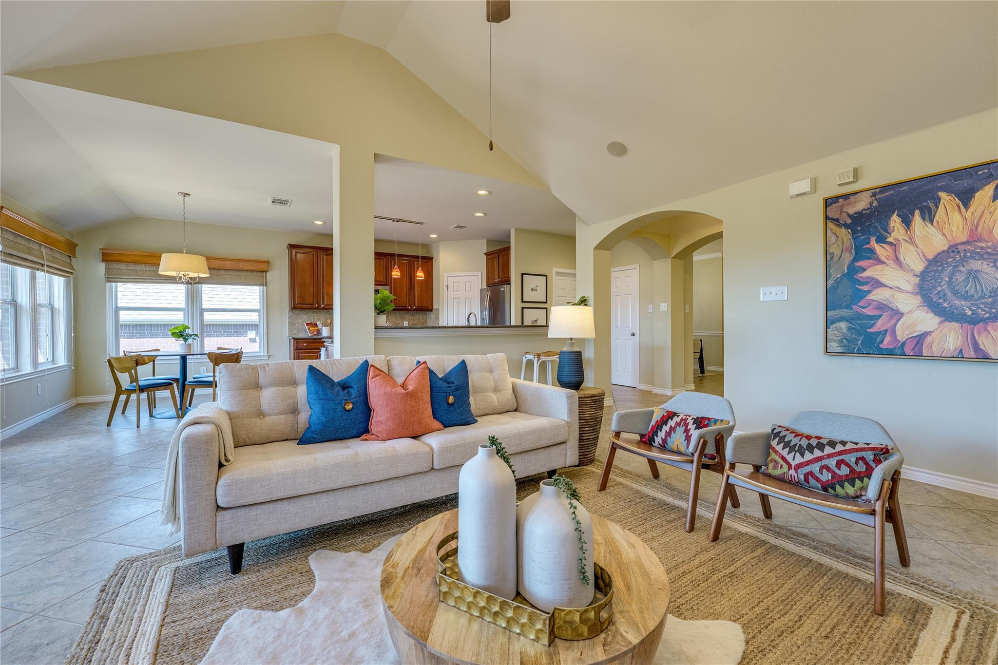 Listing photo 1 of 2412  Guara Dr