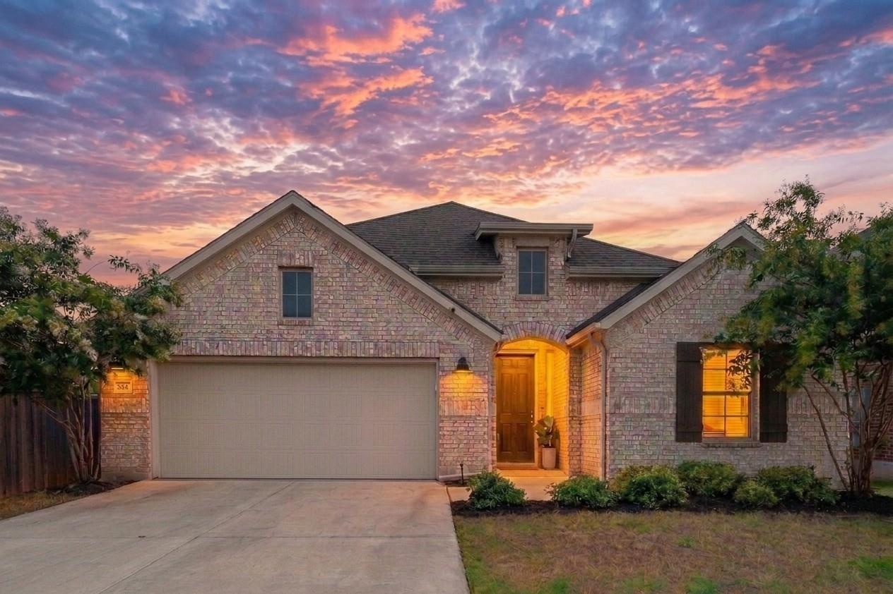 Listing photo 1 of 360  Jefferson Dr
