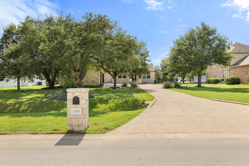 Listing photo 1 of 10183  Brangus Rd