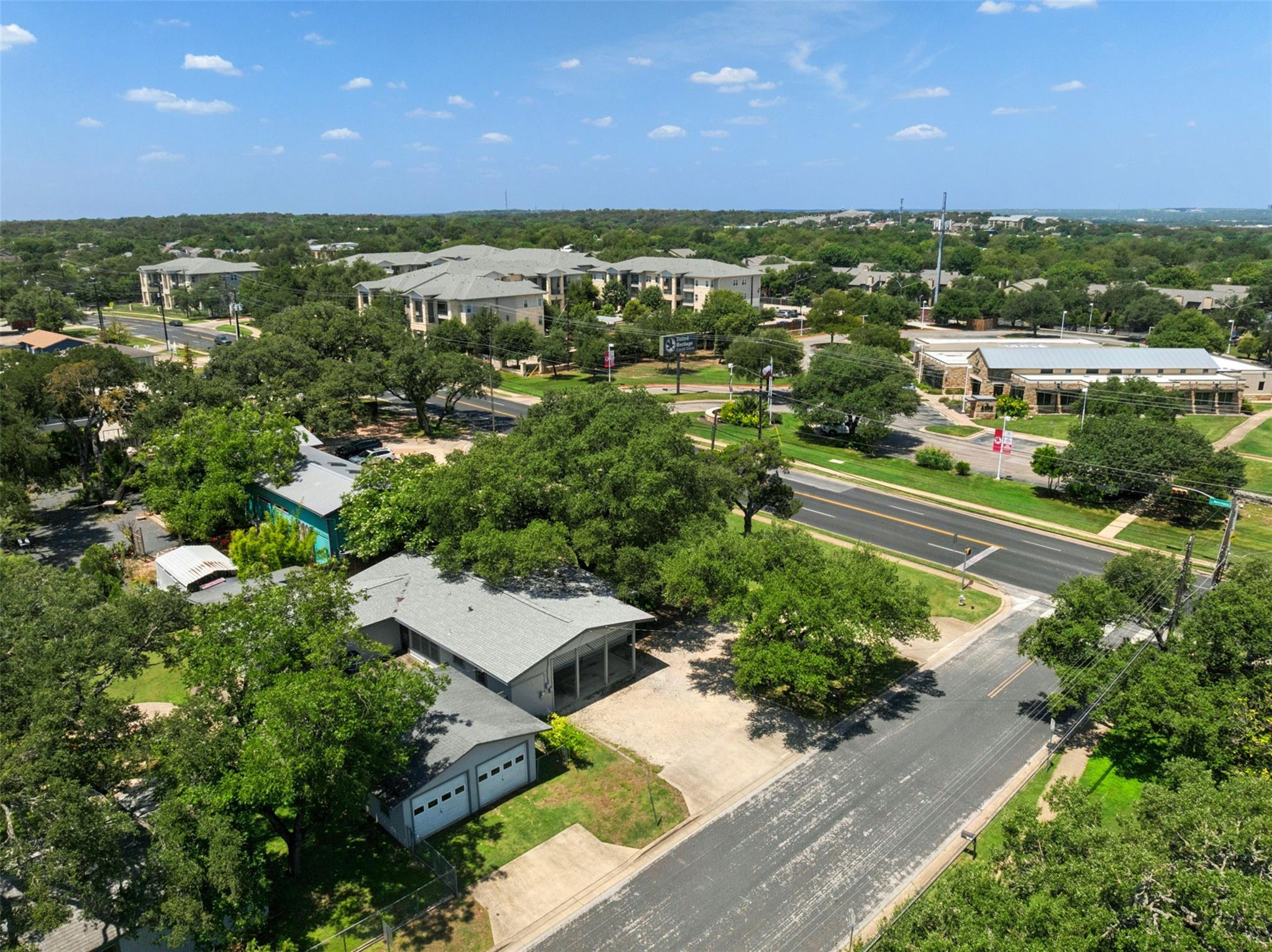 Listing photo 1 of 6401  Menchaca Rd
