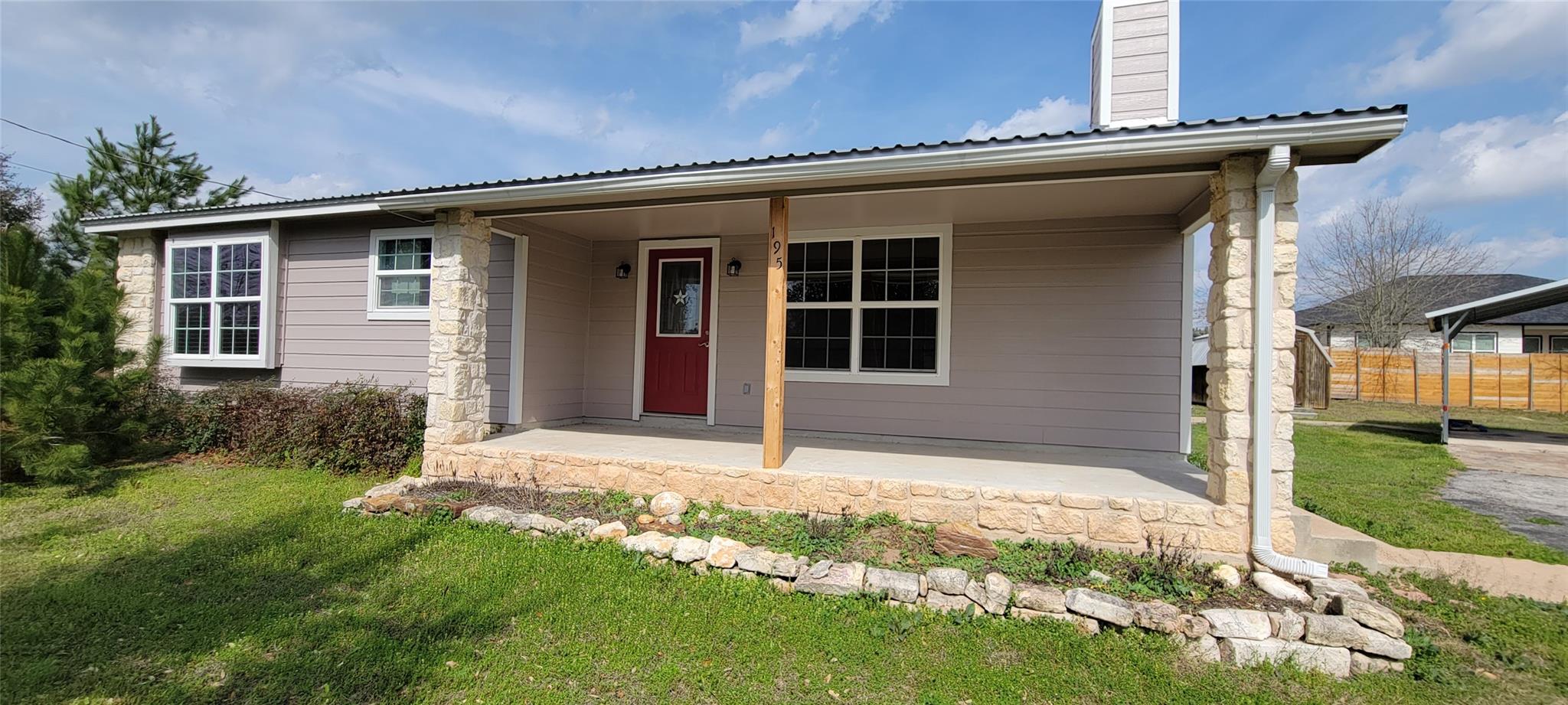 Listing photo 1 of 195  Cardinal Dr