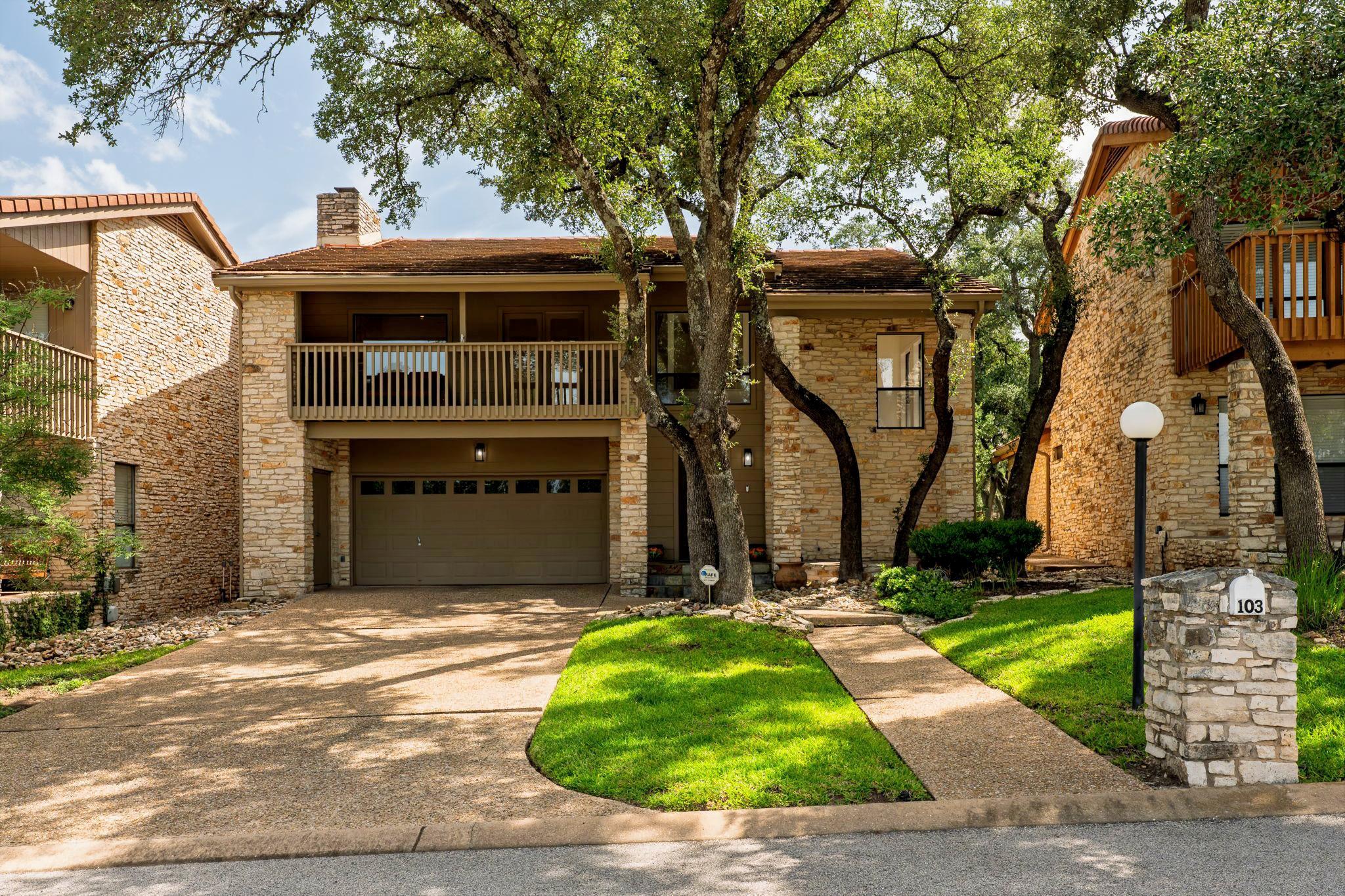Listing photo 1 of 103  Crescent Bluff None
