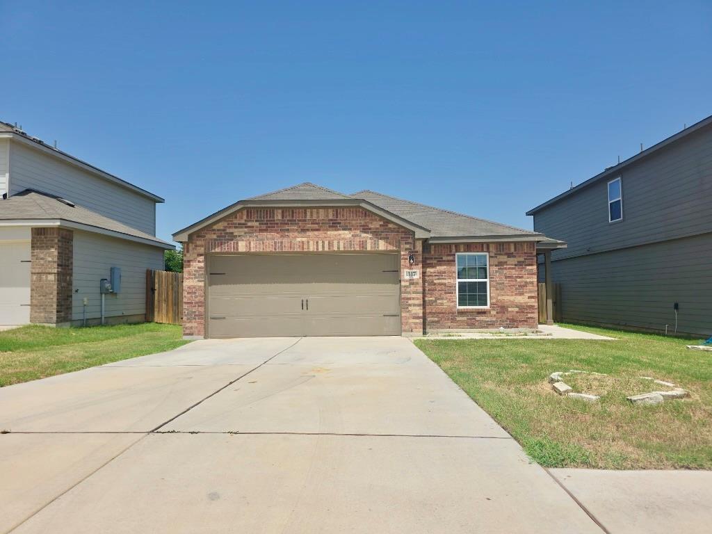 Listing photo 1 of 317  Riverdale Dr