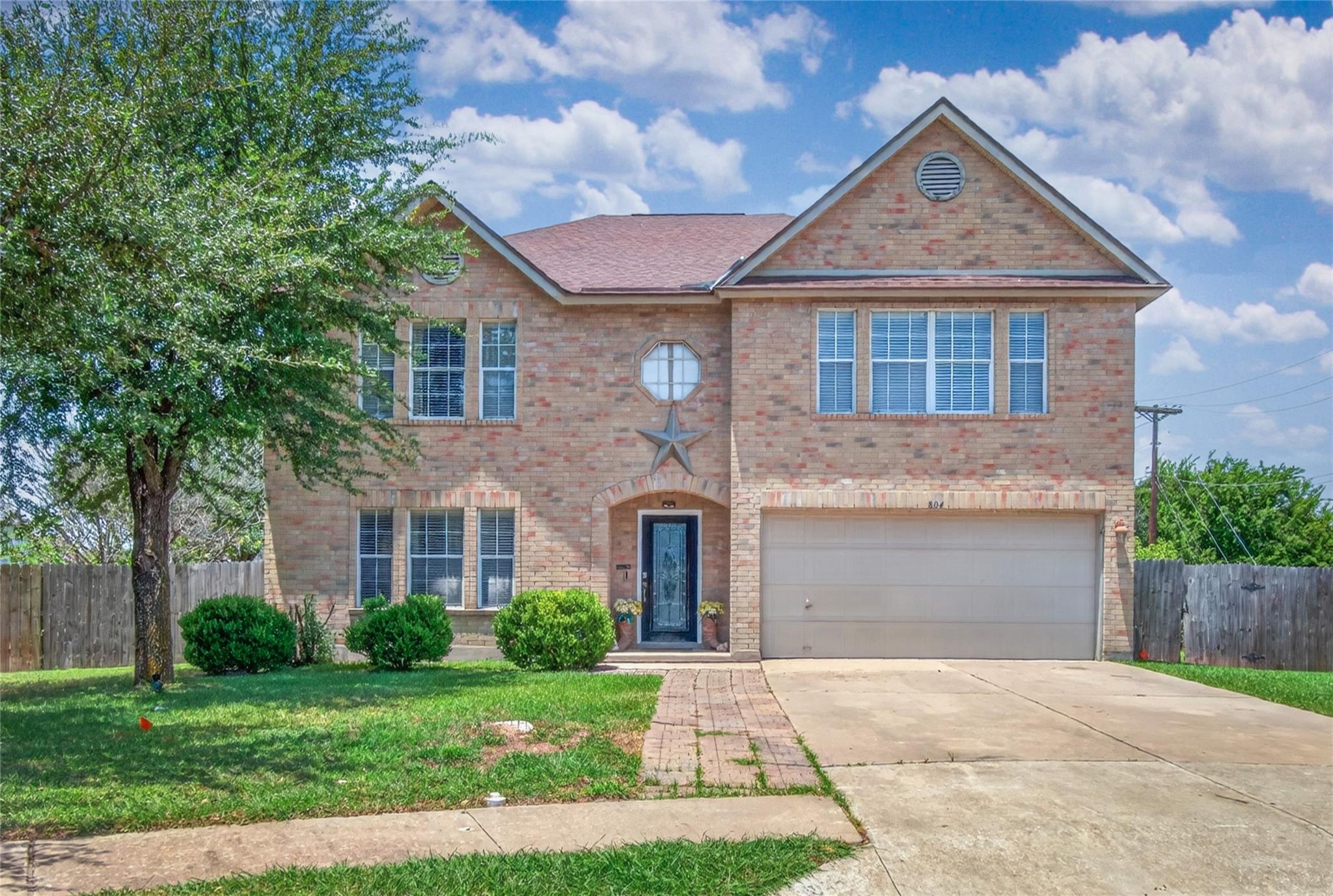 Listing photo 1 of 804  Cisco Valley Cv