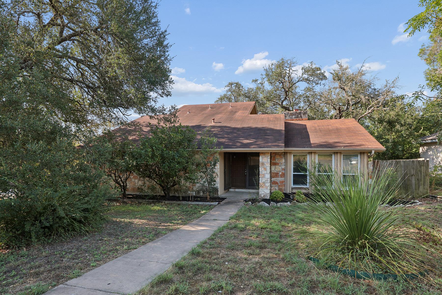 Listing photo 1 of 7219  Scenic Brook Dr