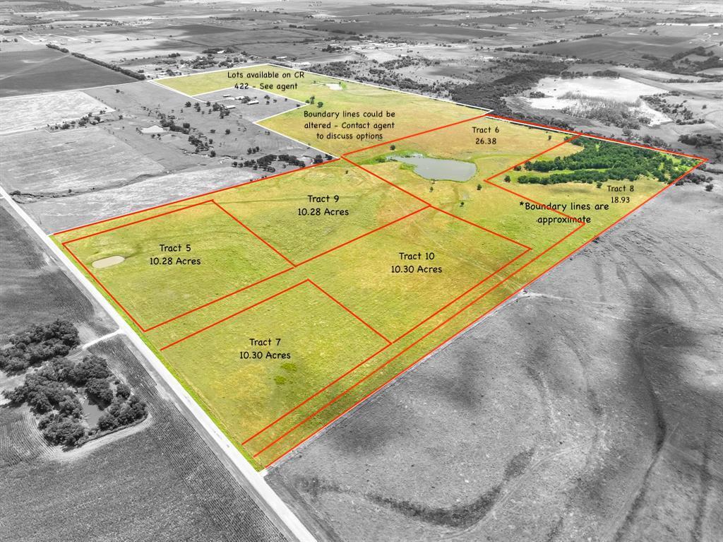 Sprawling acreage presents versatile land tracts,
