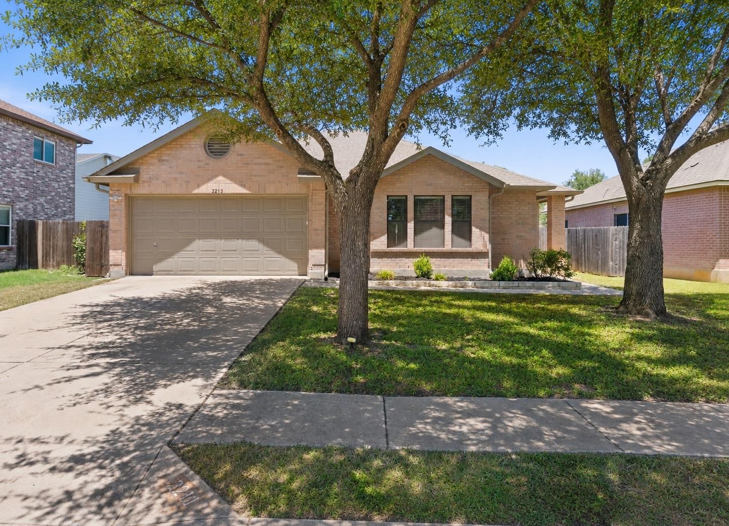 Listing photo 1 of 2213  Little Tree Bnd