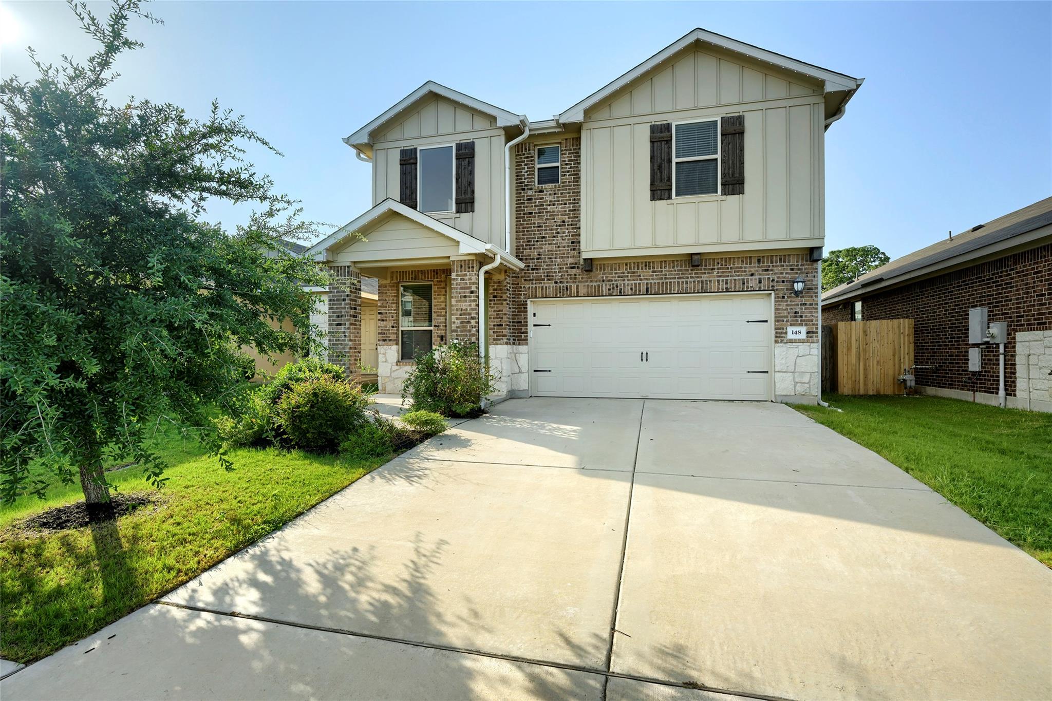 Listing photo 1 of 148  Mountain Valley St