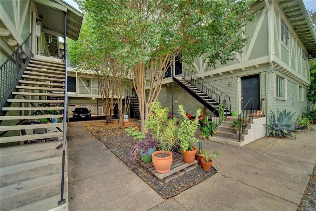 Listing photo 1 of 4306  Avenue A None  #105