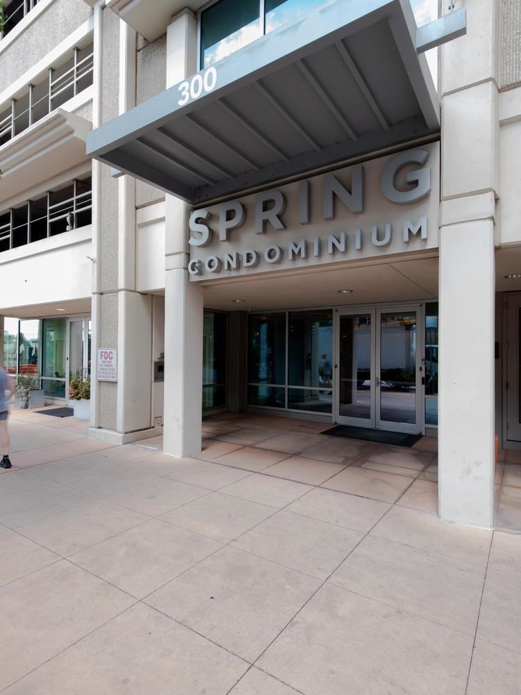 Listing photo of 300  Bowie St  #3806