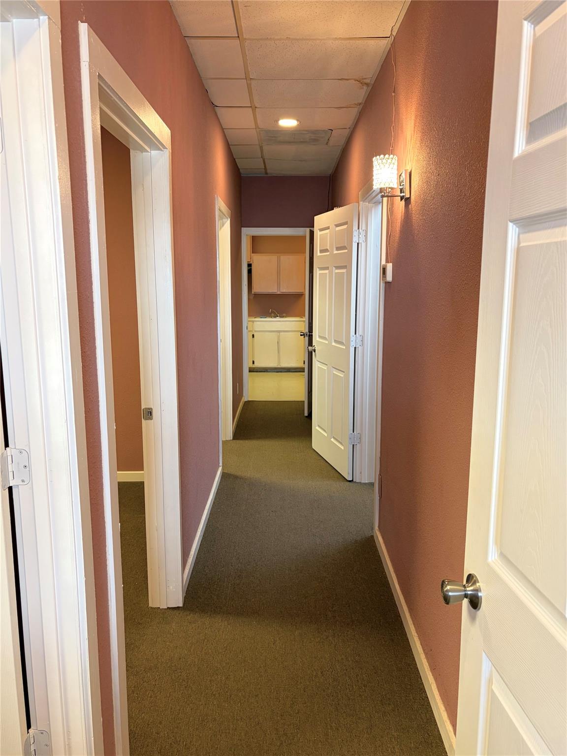 Listing photo 1 of 6156 W Highway 290 None