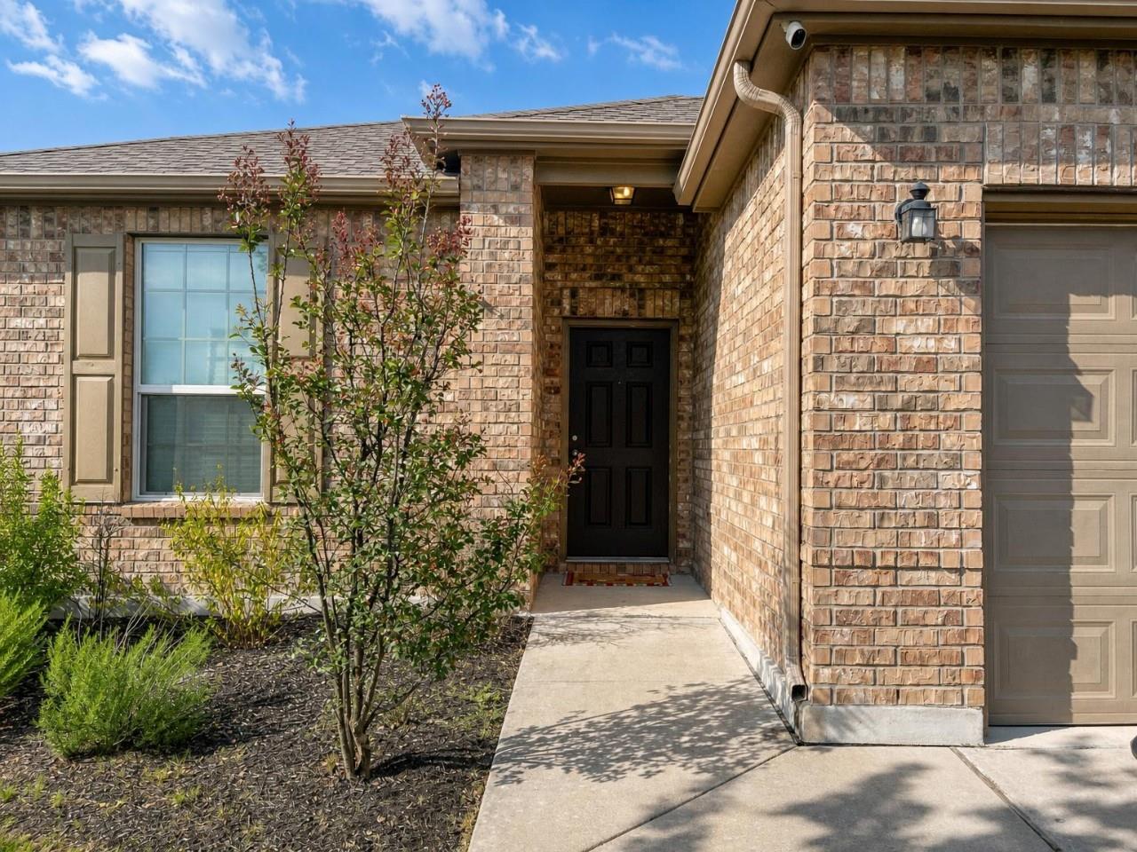 Listing photo of 19708  Severn Sea Pl