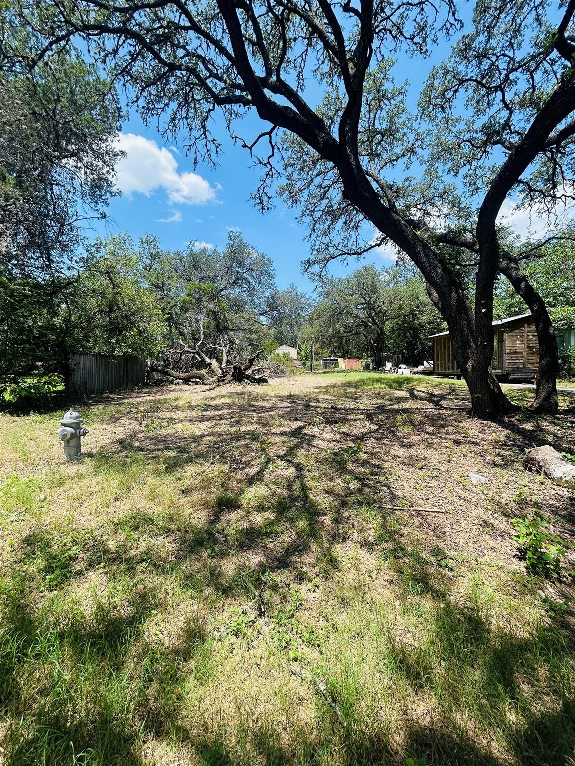 Listing photo 1 of 7900  Persimmon Trl