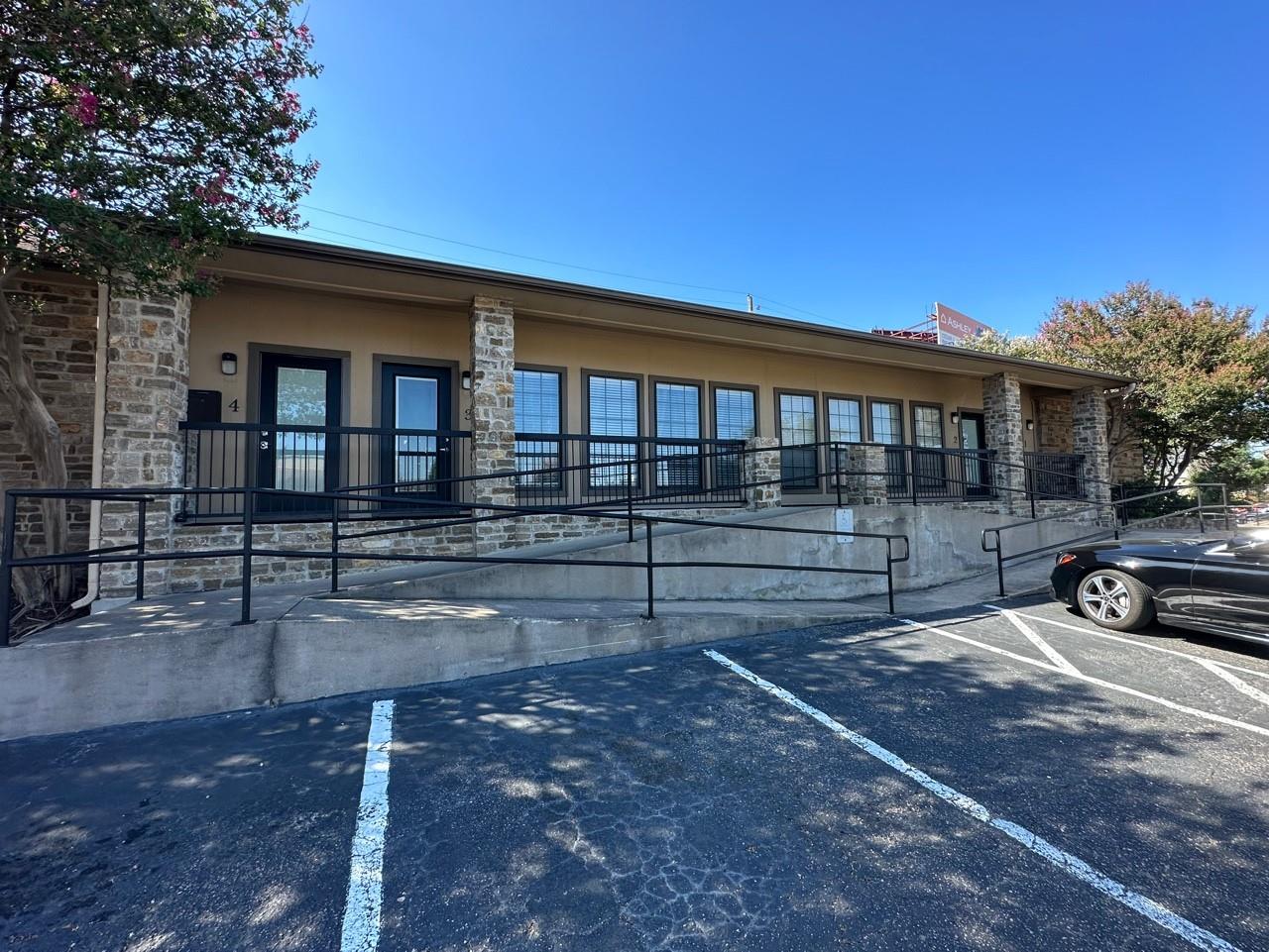Listing photo 1 of 13740 N Highway 183 Hwy  #V-3