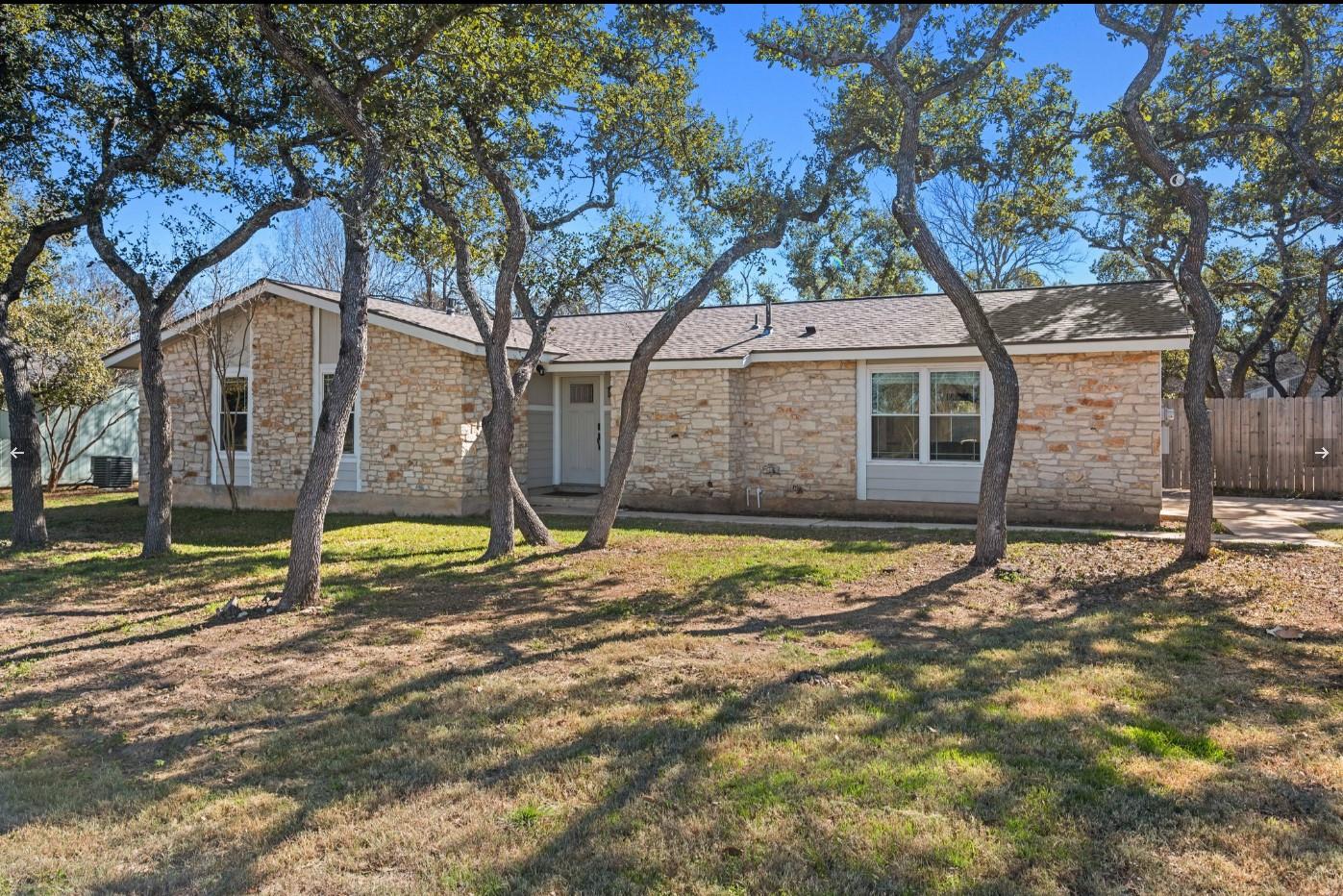 Listing photo 1 of 712  Ruby Isle Dr