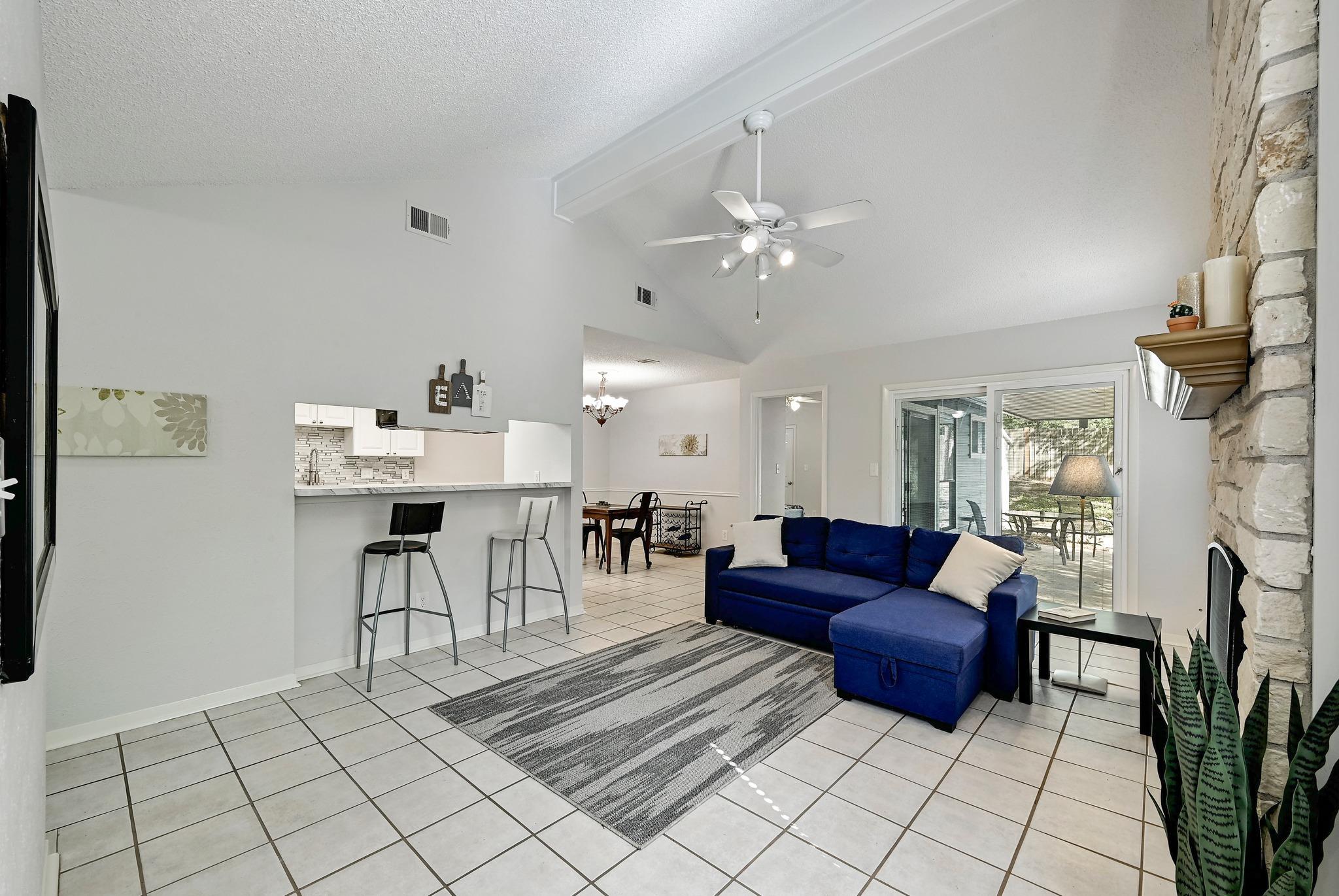 Listing photo 1 of 275  Mooring Cir  #B
