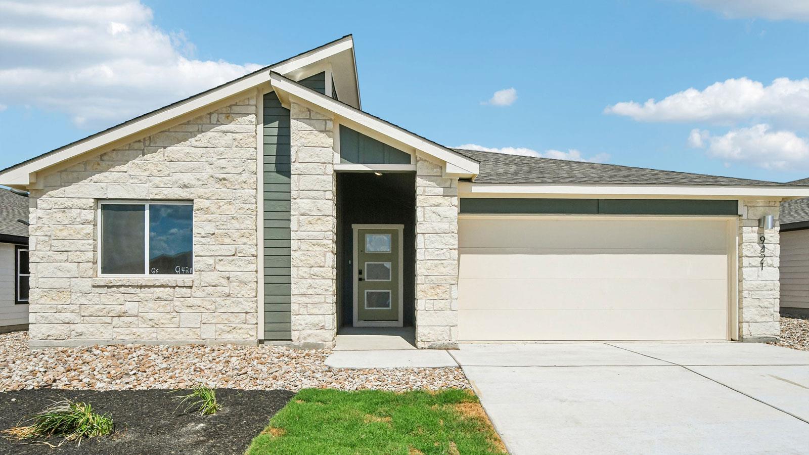 Listing photo 1 of 9421  Buckstitch Saddle Dr