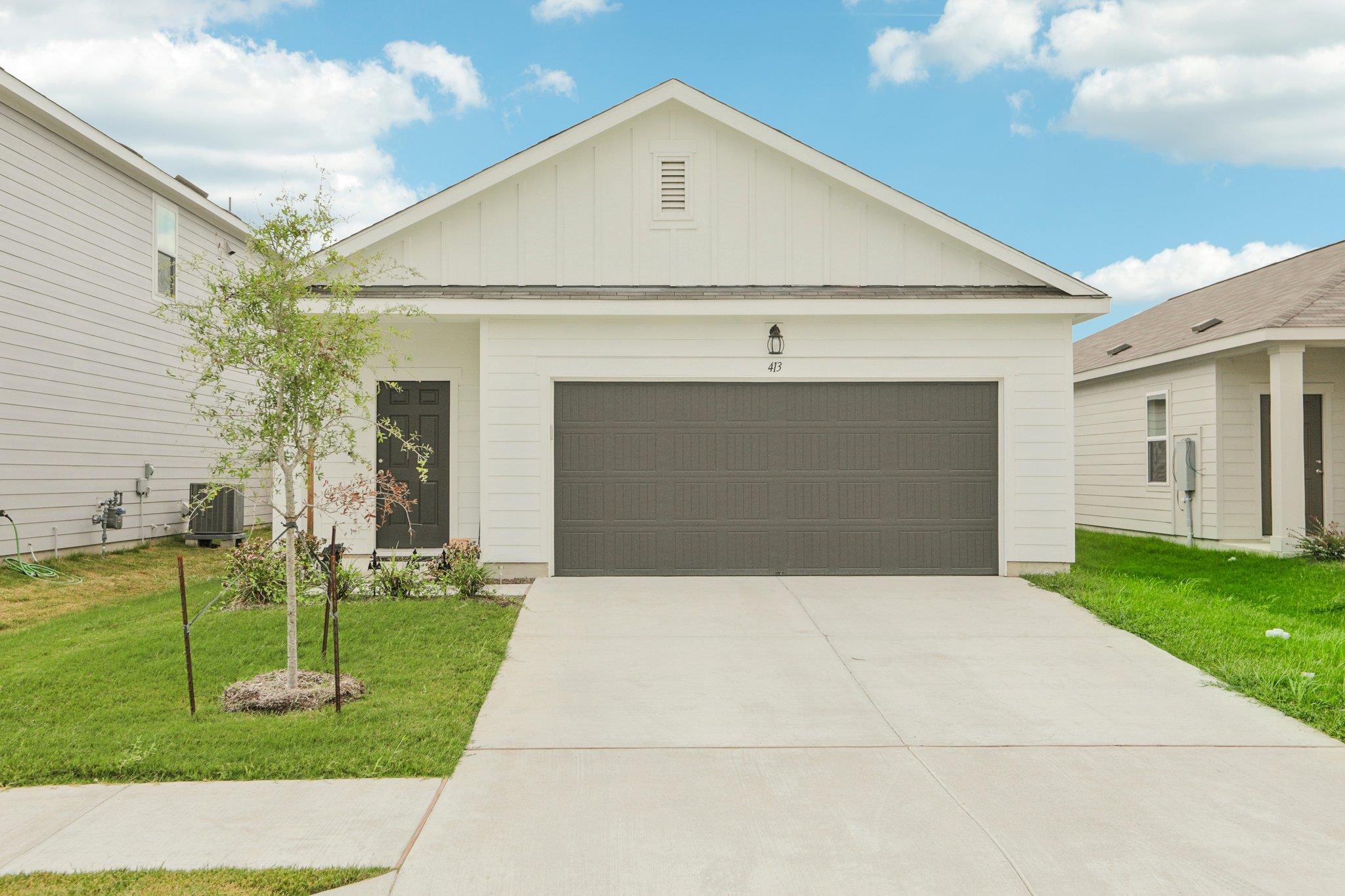 Listing photo 1 of 5313  Calluna Dr