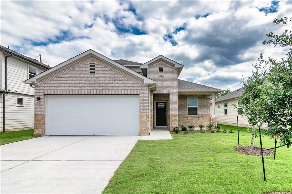 Listing photo 1 of 703  Bluffview Dr