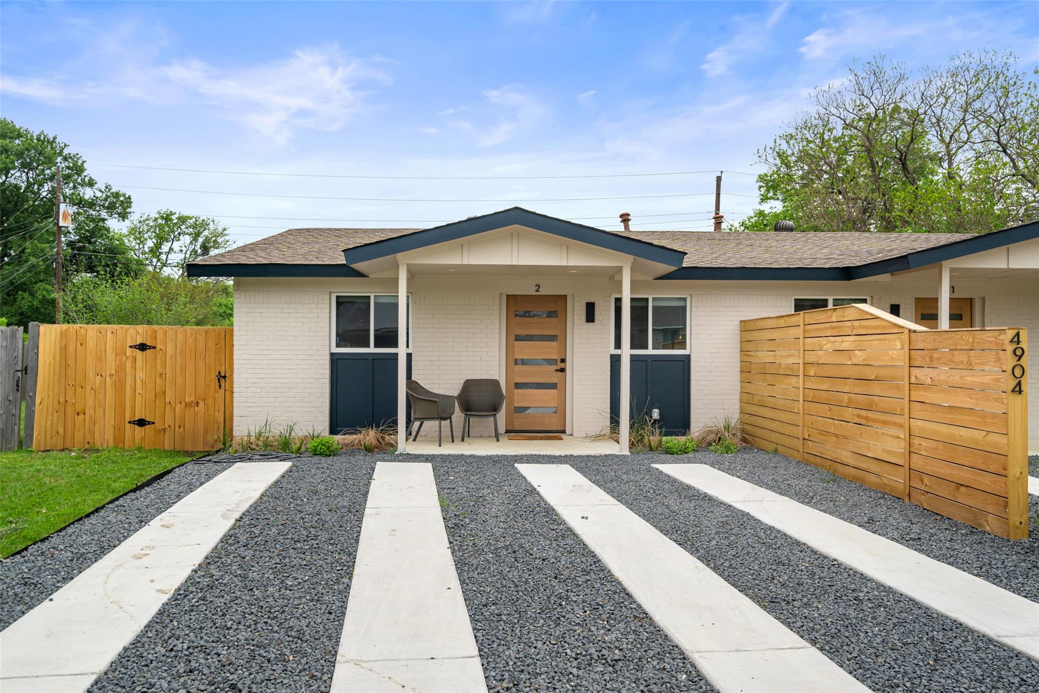 Listing photo 1 of 4904  Hawk Cv  #B