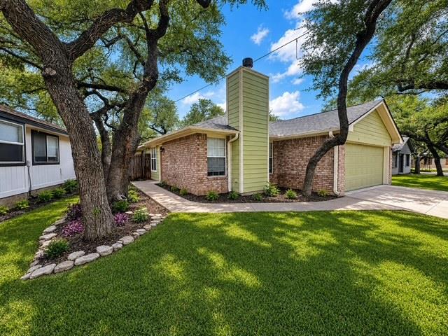 Listing photo 1 of 13330  Water Oak Ln