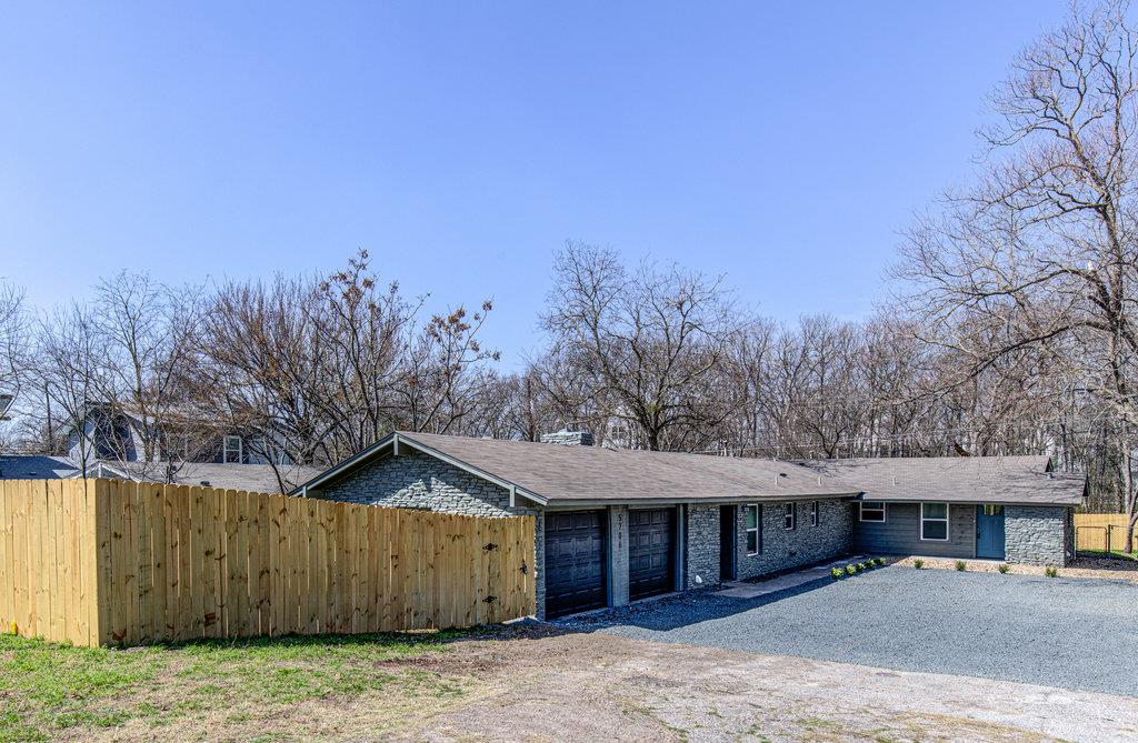 Listing photo 1 of 5706  Gloucester Ln  #A