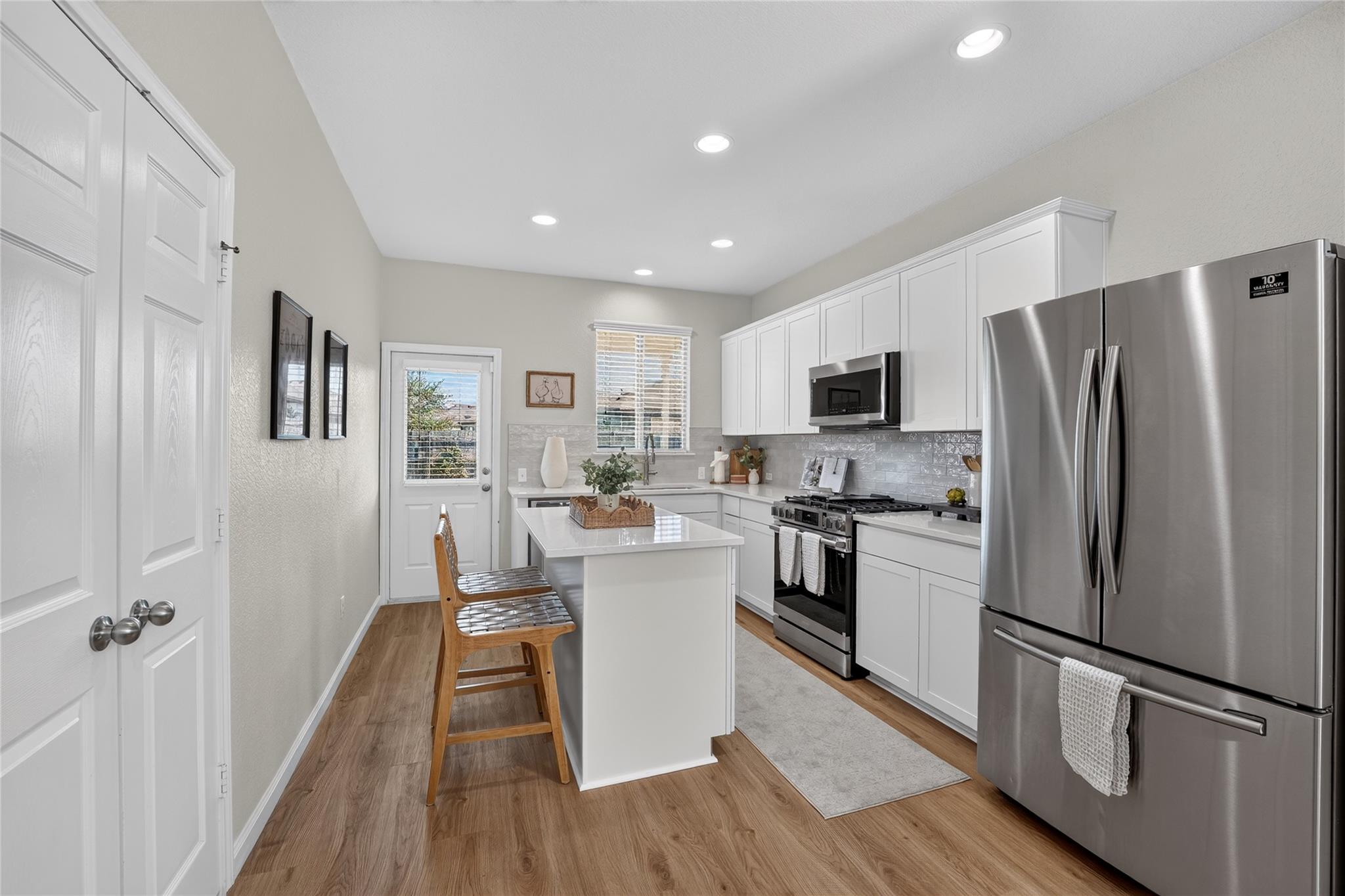 Listing photo 1 of 338  Pine Arbol None