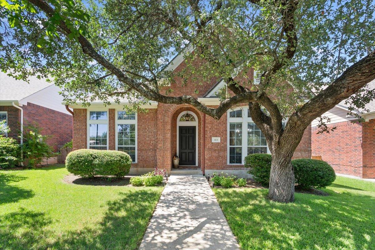 Listing photo 1 of 113  Village Park Dr