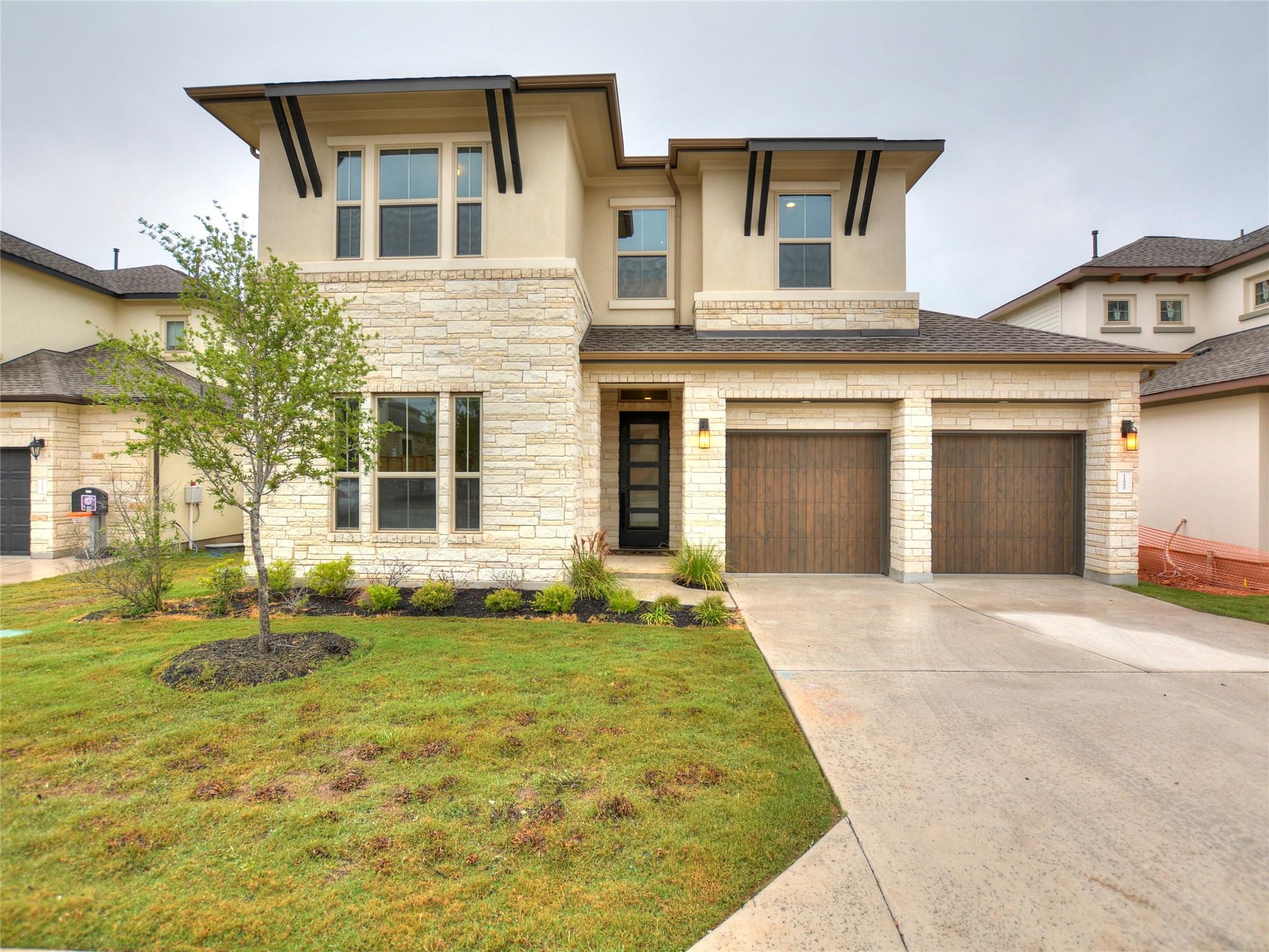 Listing photo 1 of 11000  CUT PLAINS Loop