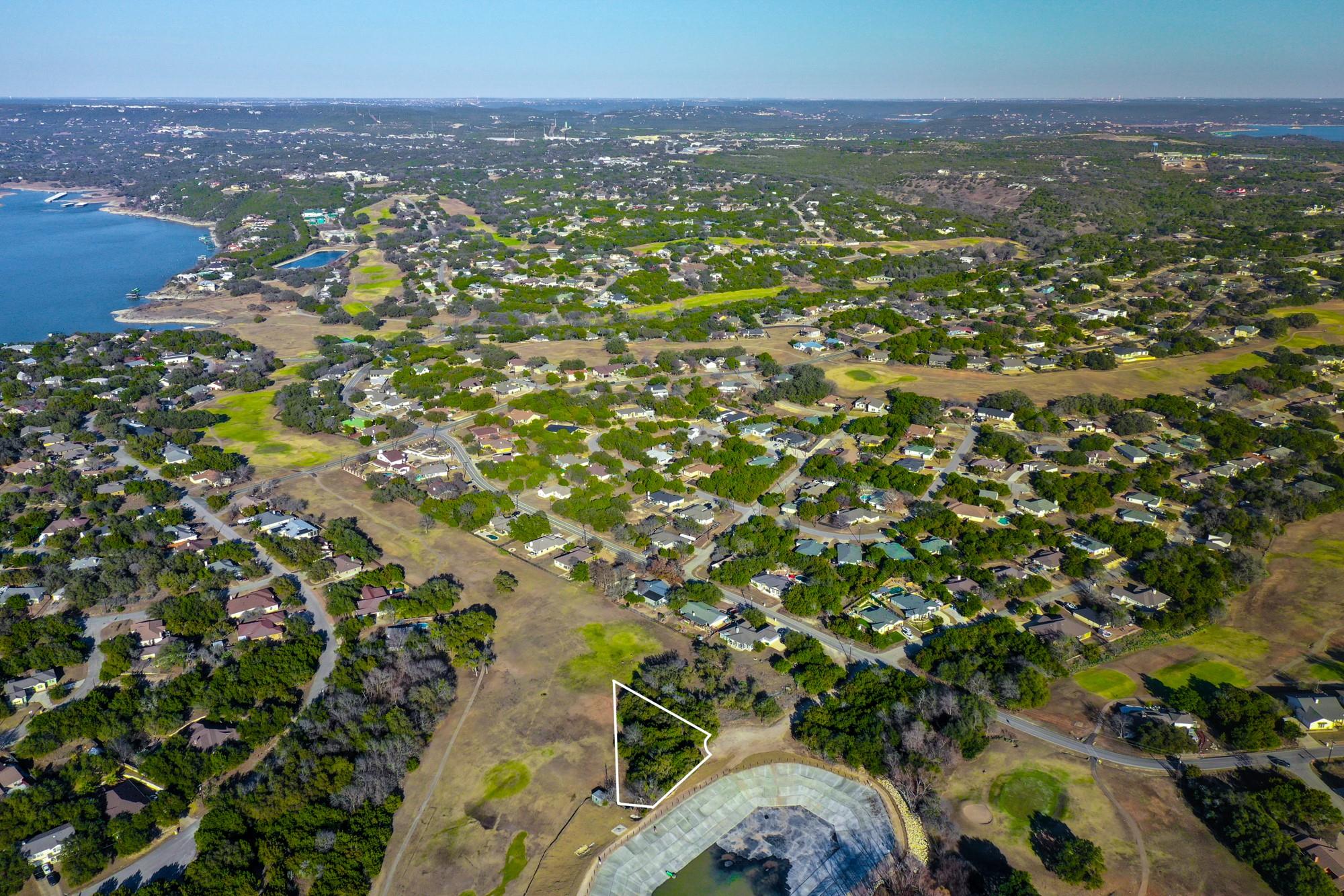 Listing photo 1 of 21308  Park Cir