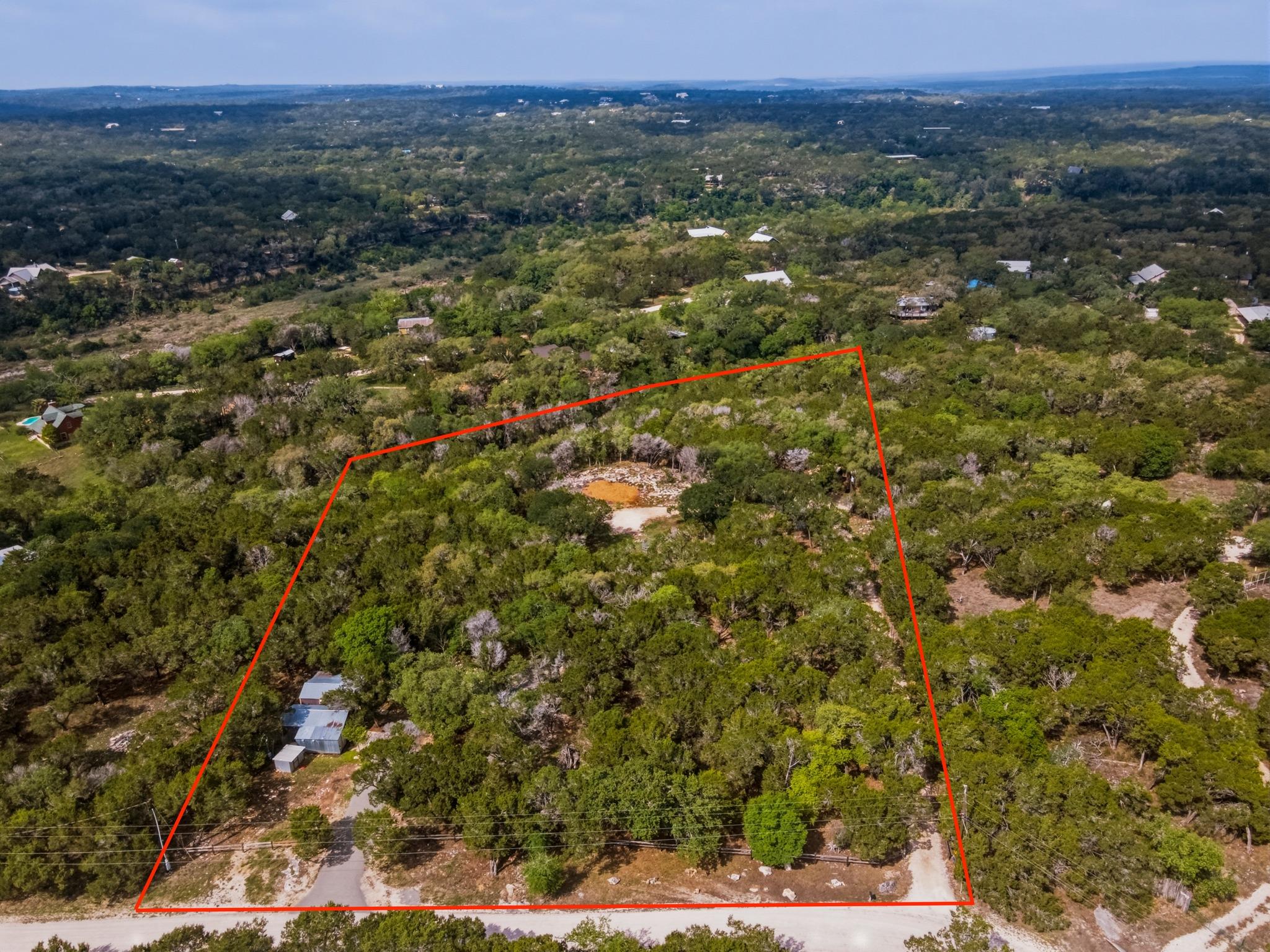 Listing photo 1 of 410  Cedar Bend Rd