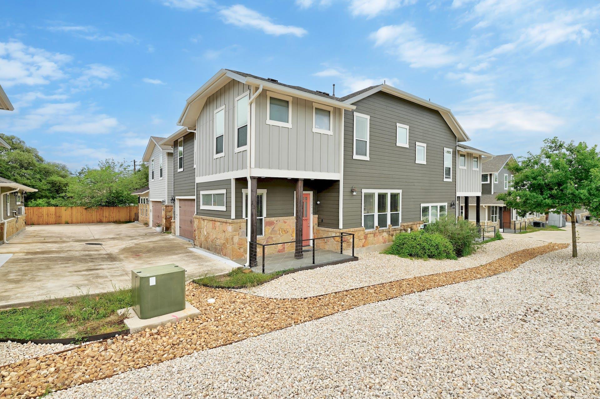 Contemporary multi-level townhomes feature striki