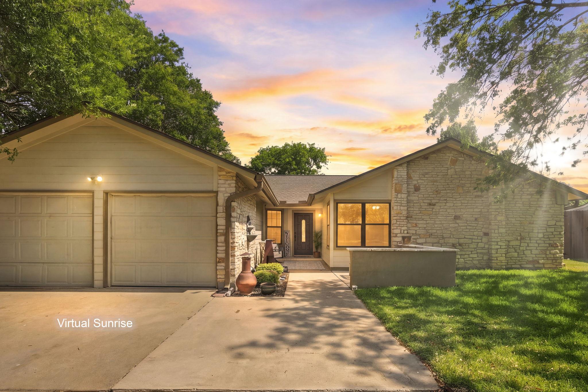 Listing photo 1 of 1702 E Messick Loop