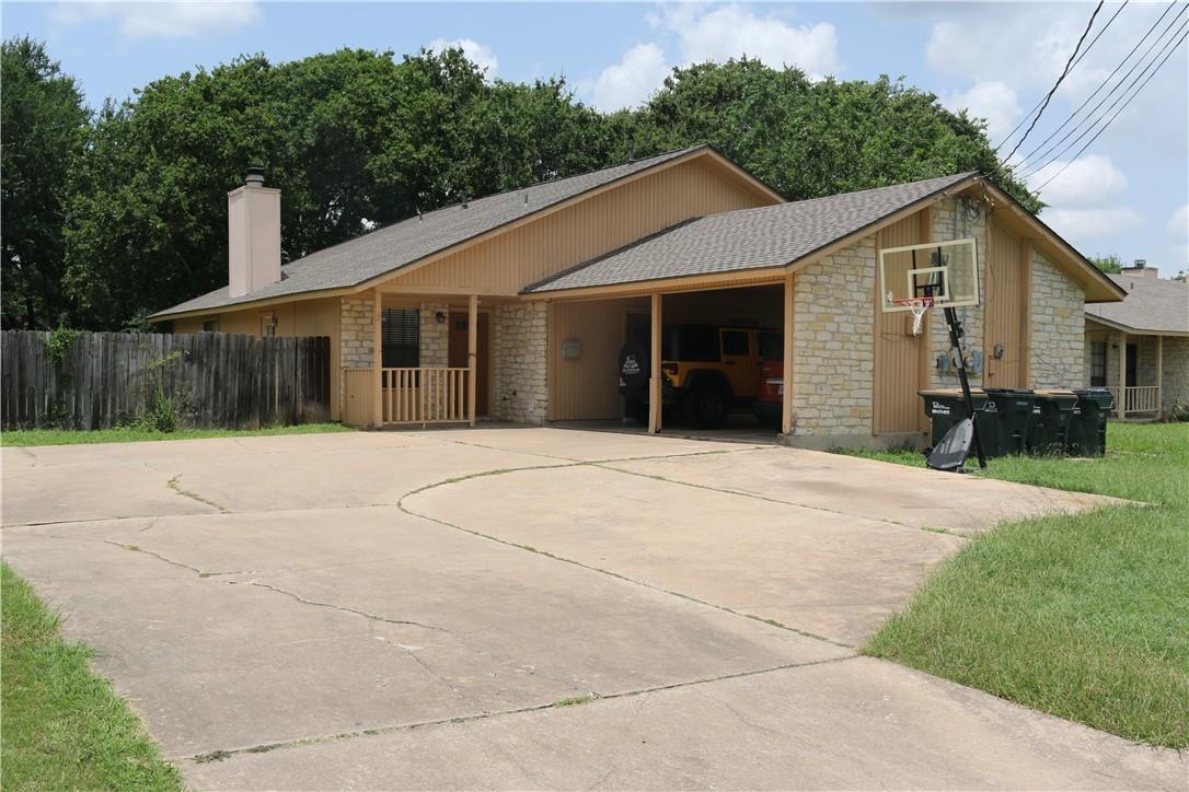 Listing photo 1 of 803  Kimberly St  #A