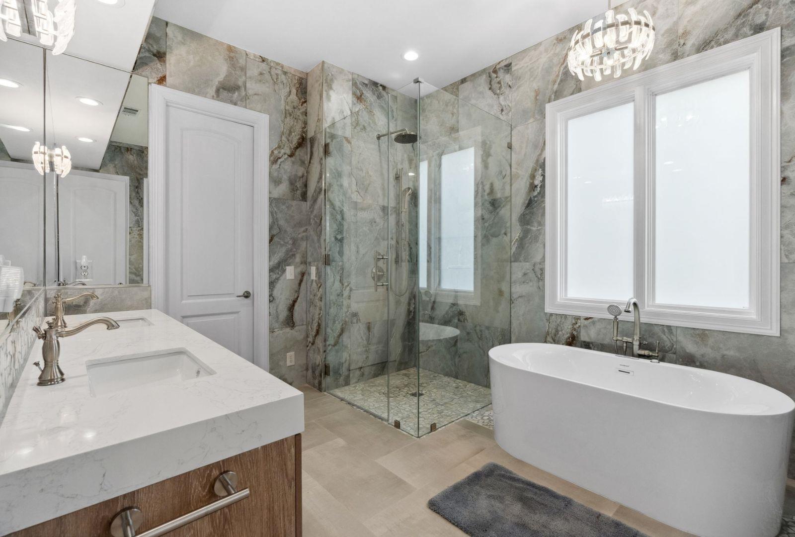 Listing photo 1 of 2305  Barton Creek Blvd  #36