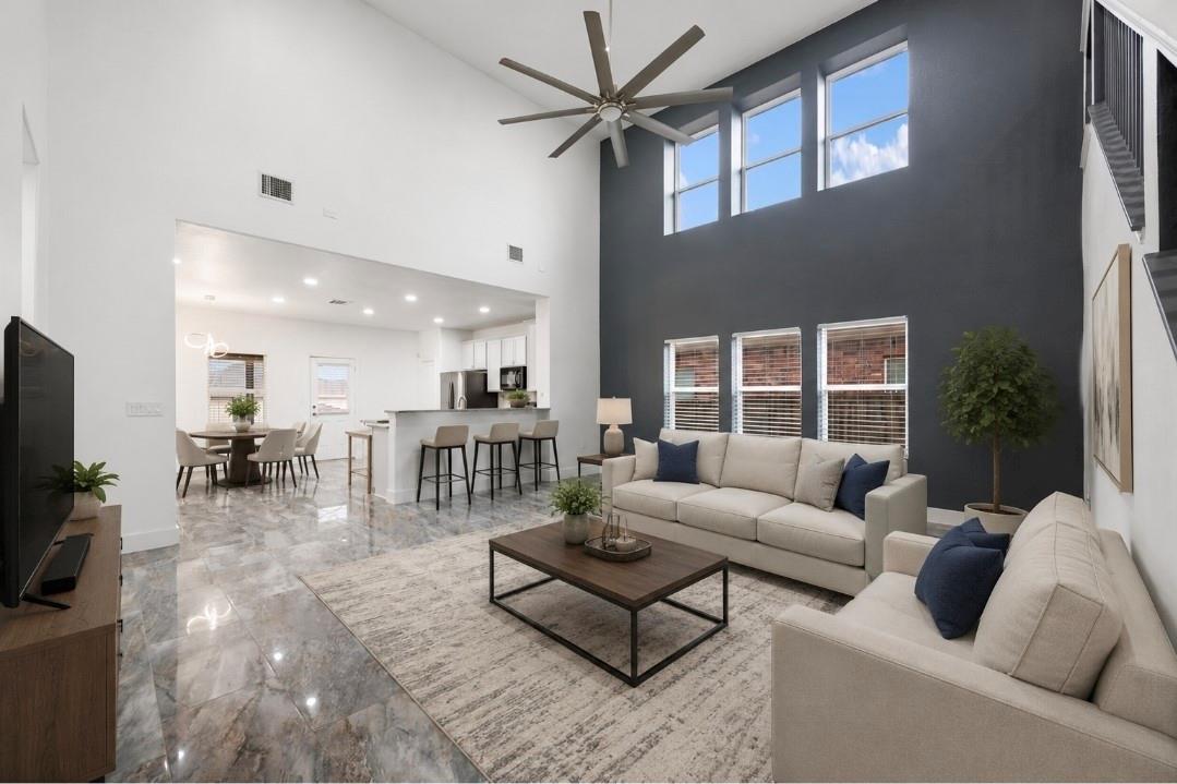 Listing photo 1 of 3400  Stephans St