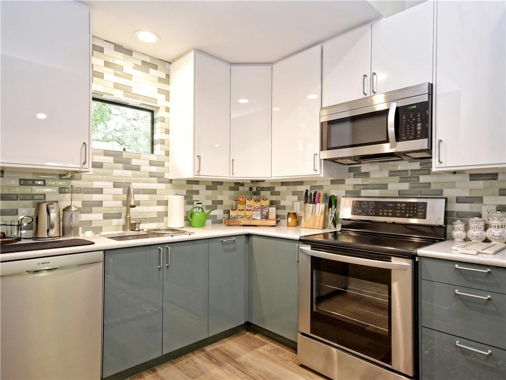 Listing photo 1 of 1524  Piedmont Ave  #B