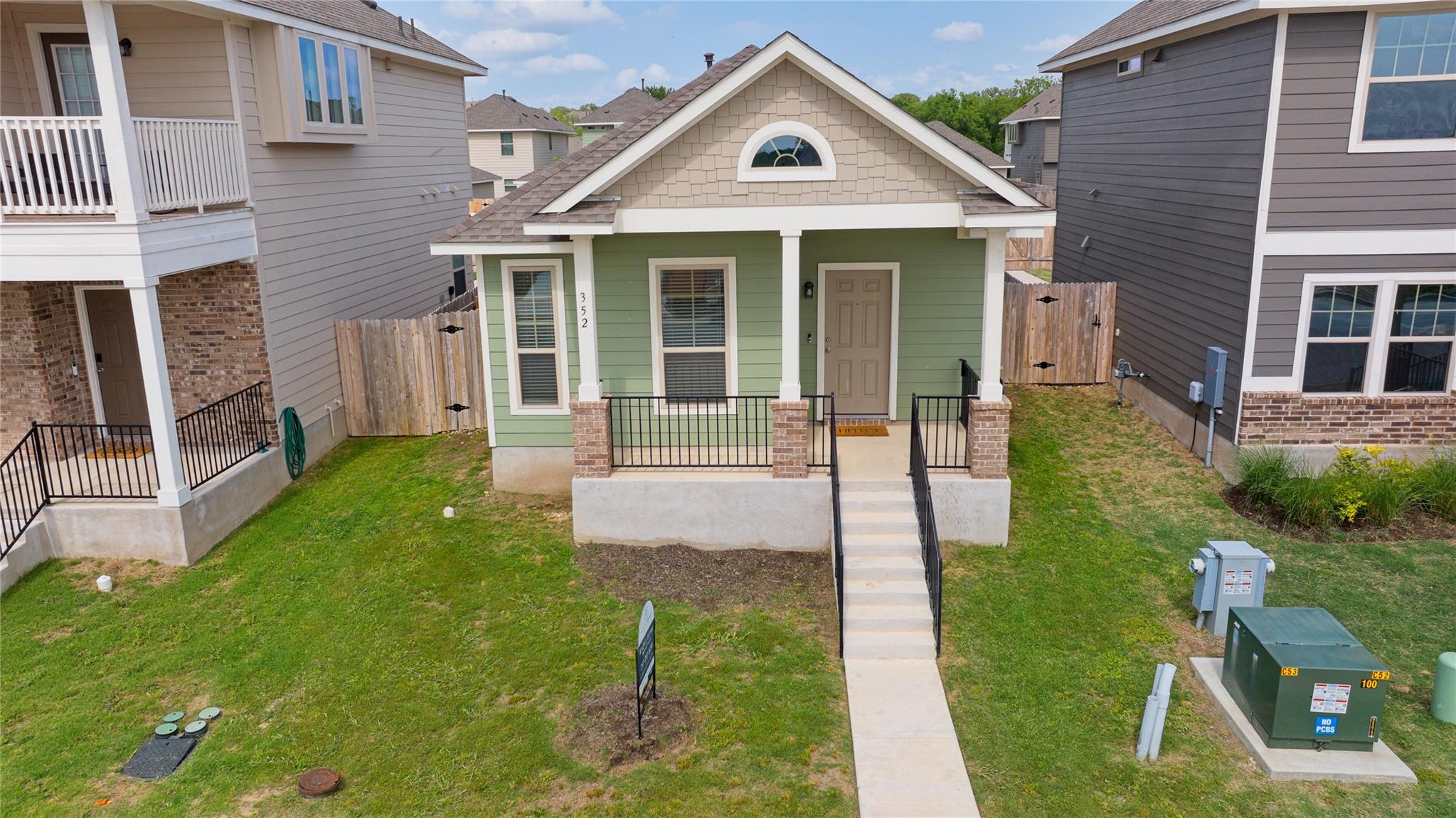 Listing photo 1 of 352  Witchhazel Way