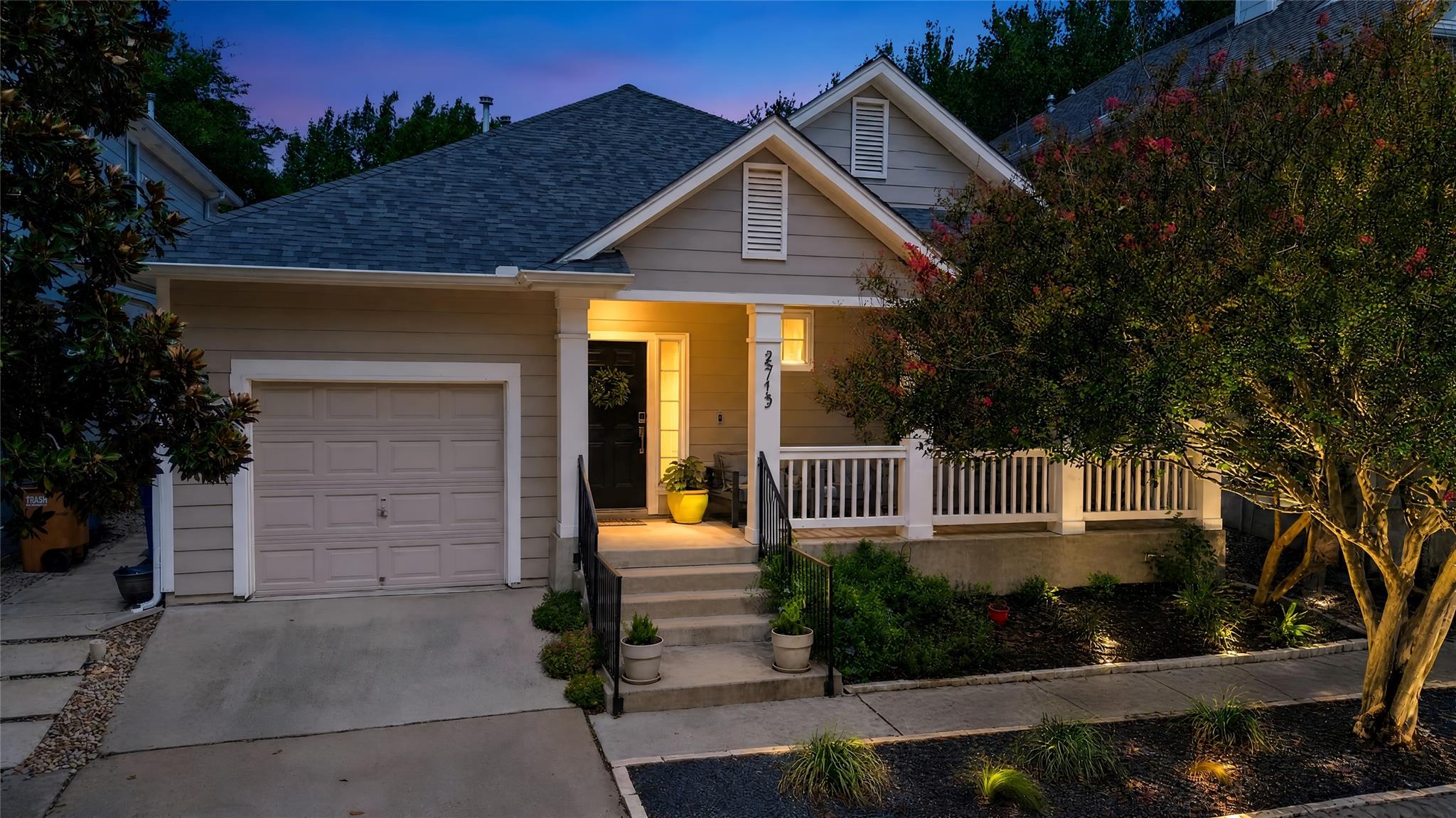 Listing photo 1 of 2713  Kinney Oaks Ct
