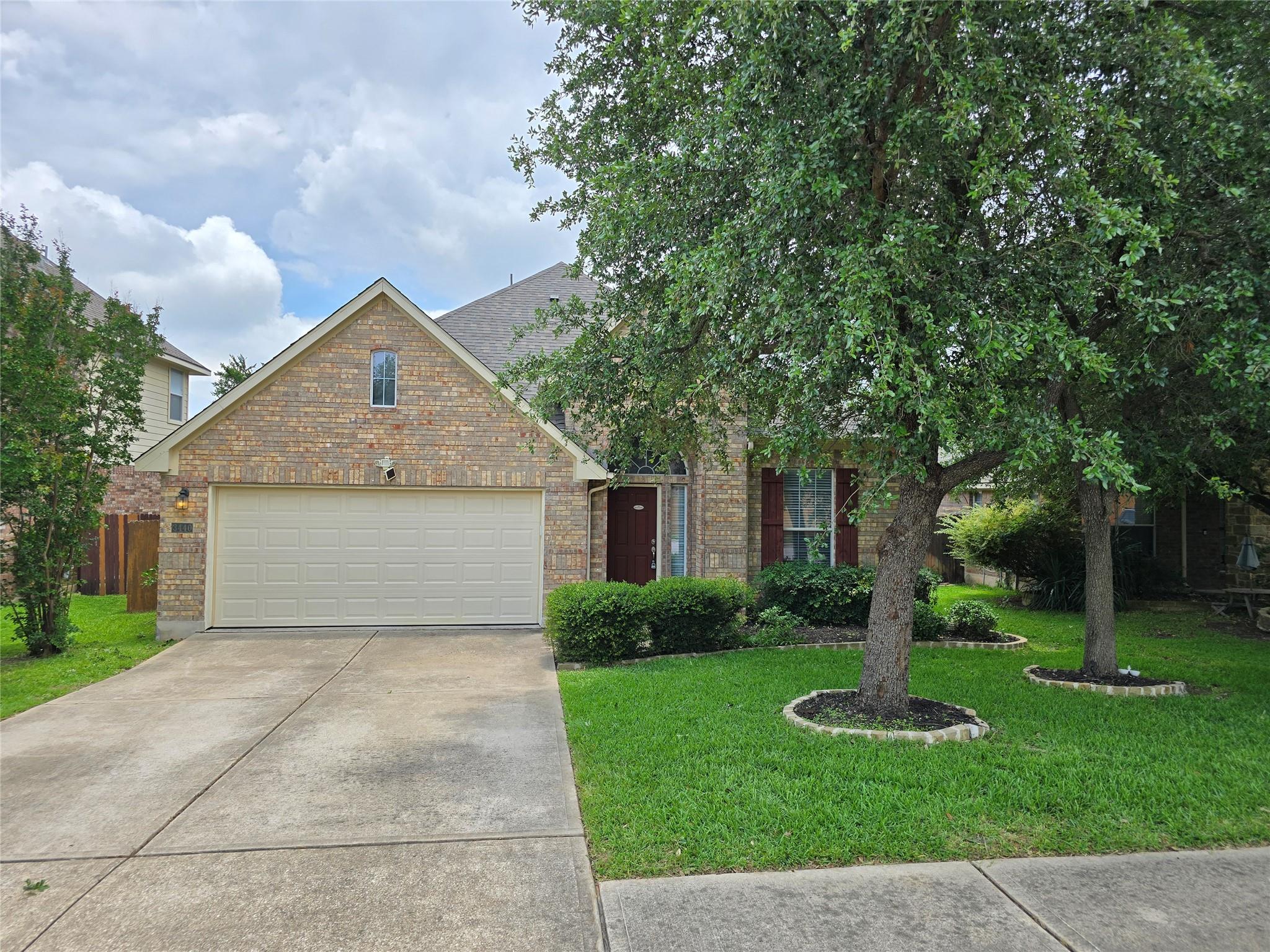 Listing photo 1 of 3440  Pine Needle Cir