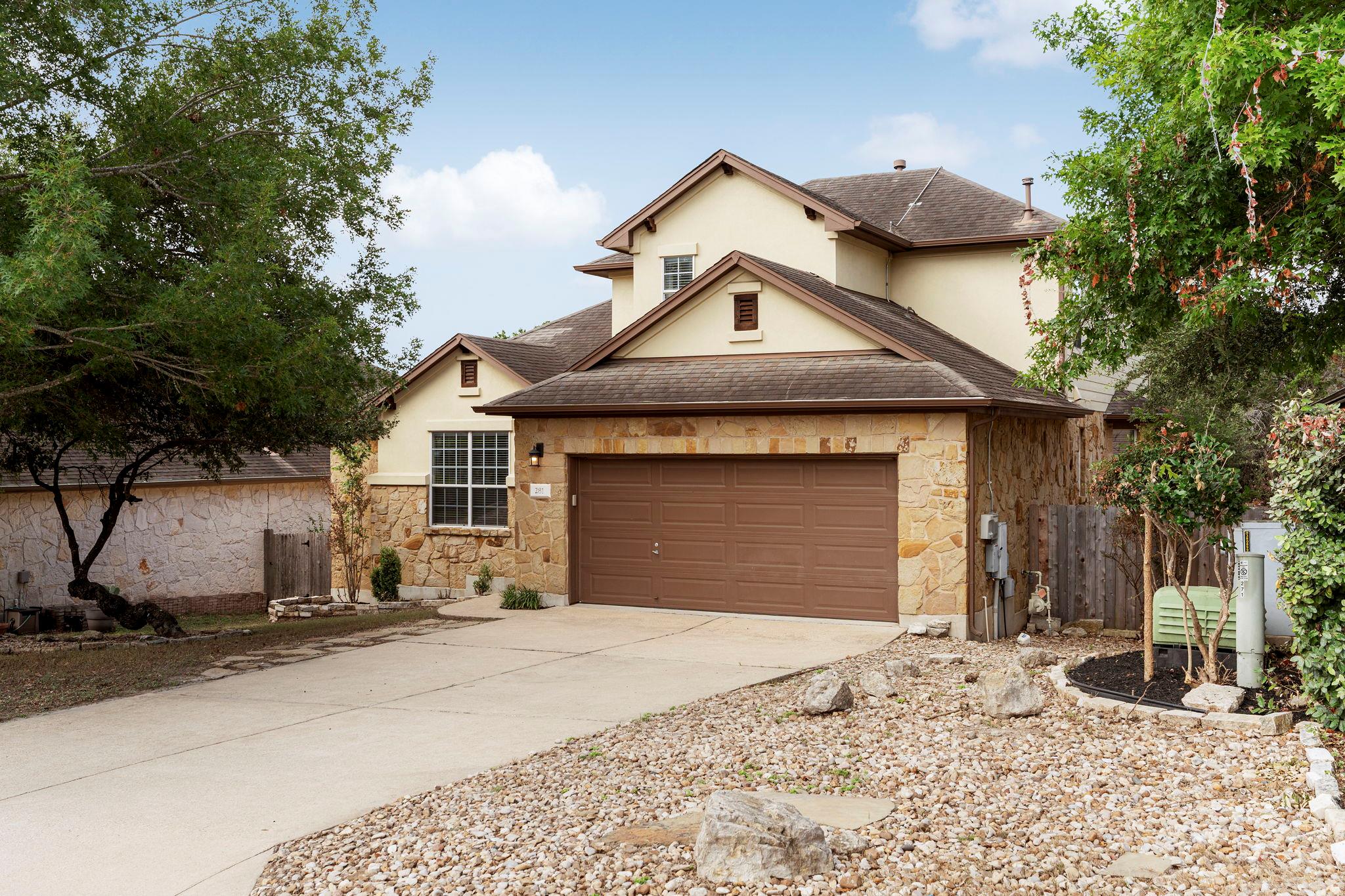 Listing photo 1 of 281  Kensington Ln