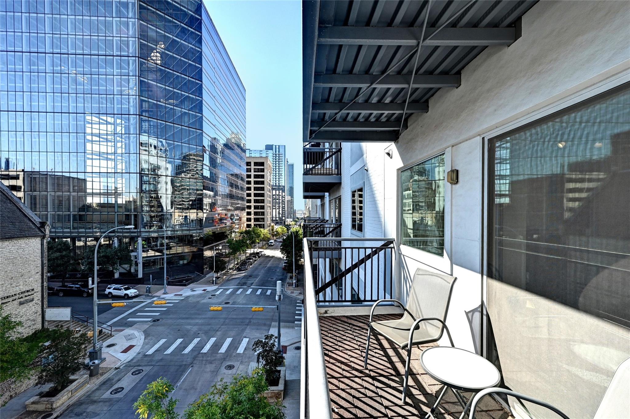 Listing photo 1 of 800  Brazos St  #705