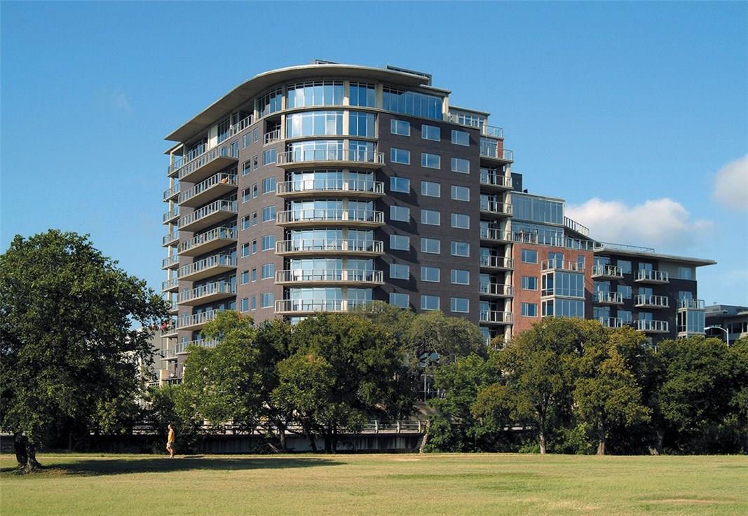 Listing photo 1 of 901 W 9th St  #508
