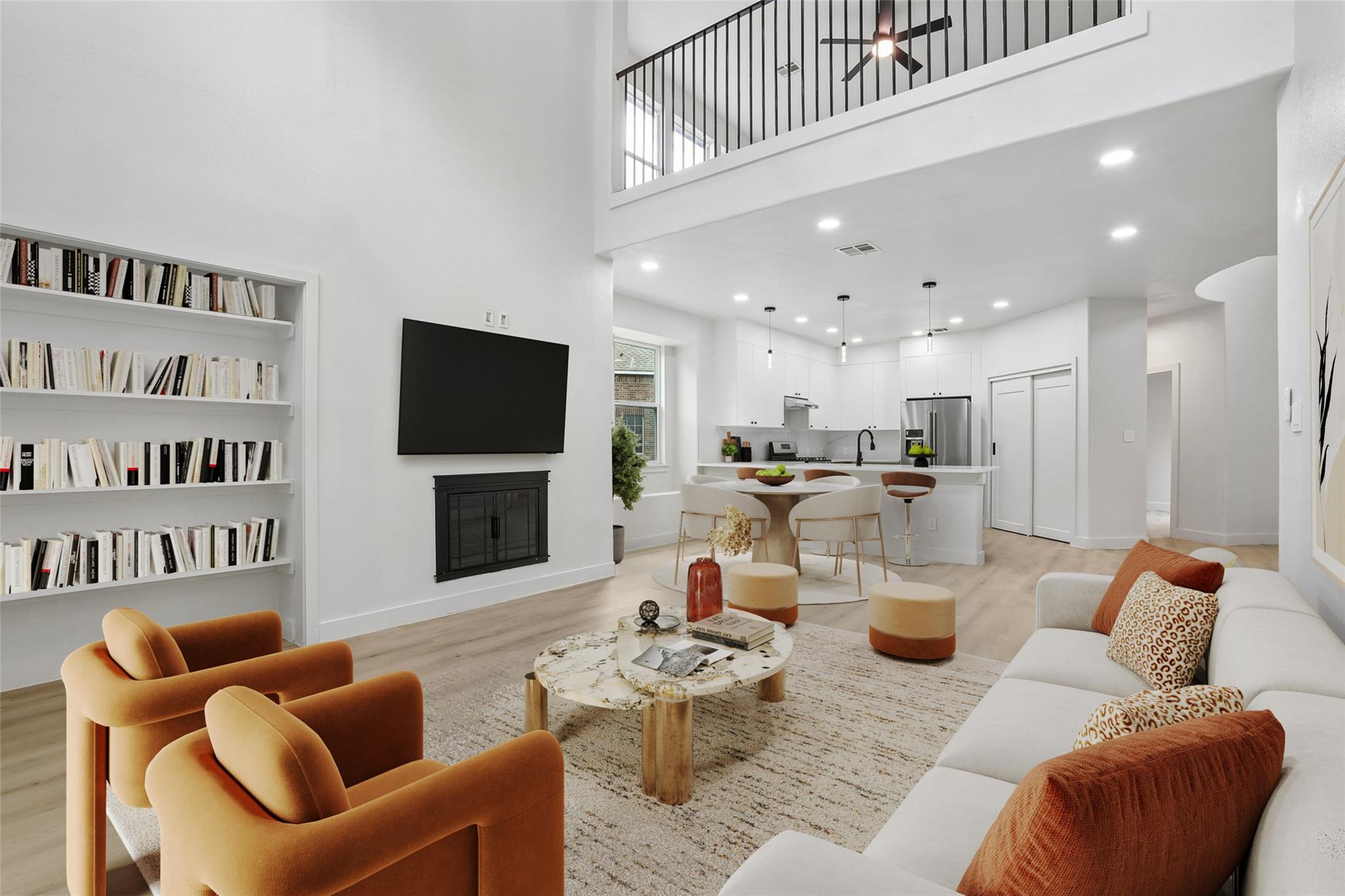 Listing photo 1 of 12717  Lee Park Ln