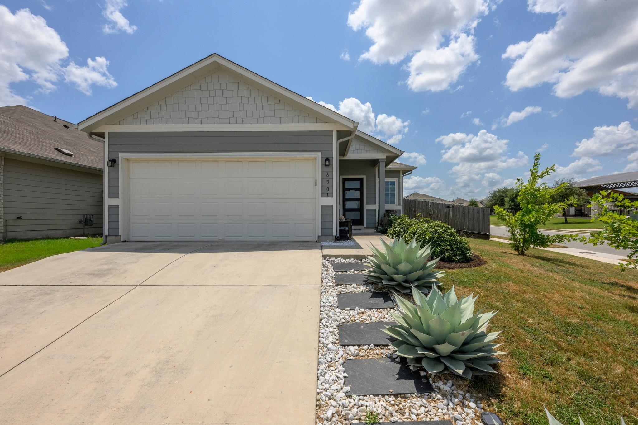 Listing photo 1 of 6301  Andes Peak Trl