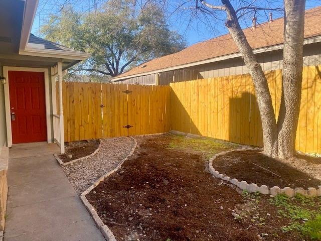 Listing photo 1 of 12318  Marogot Run