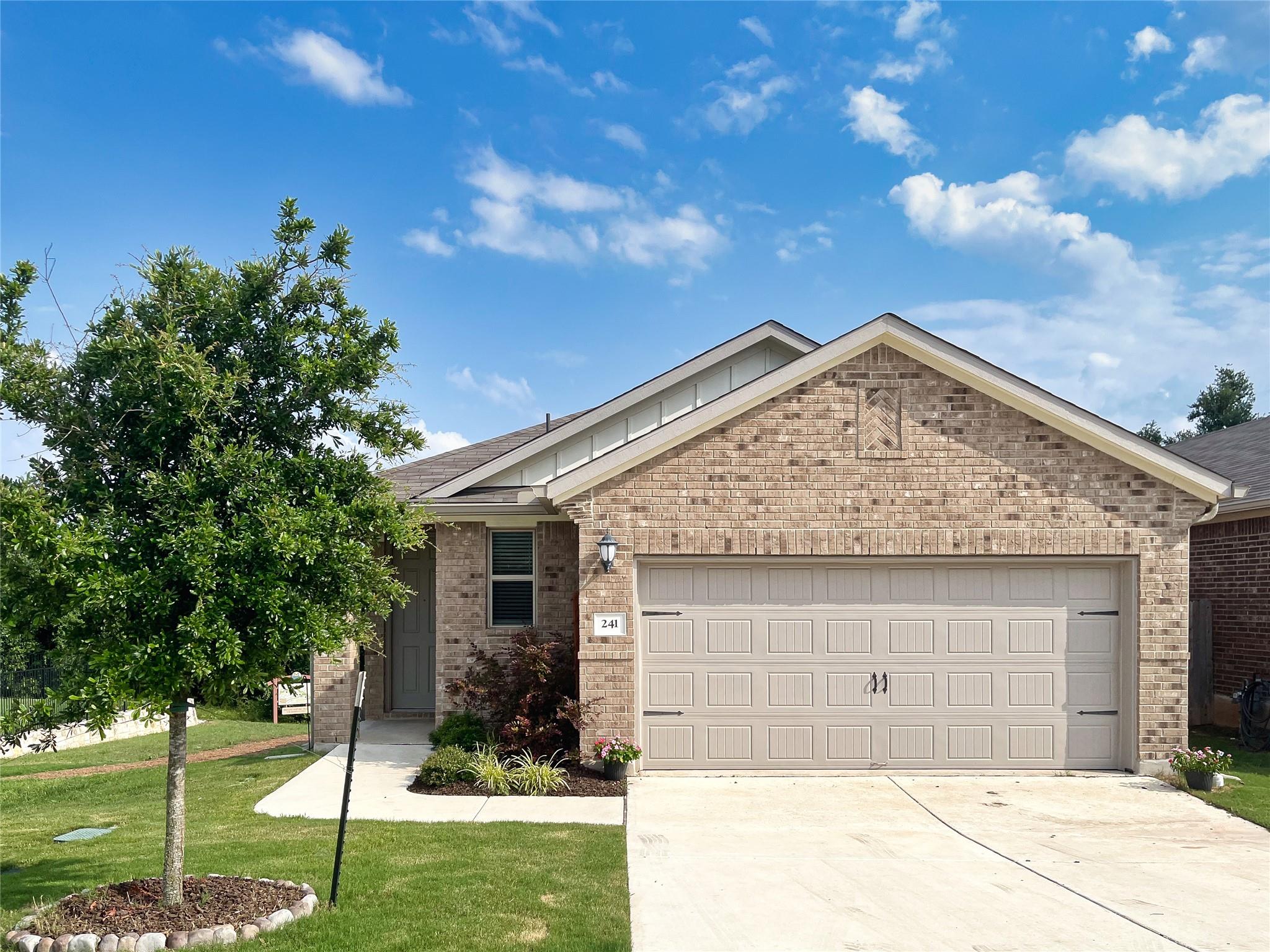 Listing photo 1 of 241  Serpens St