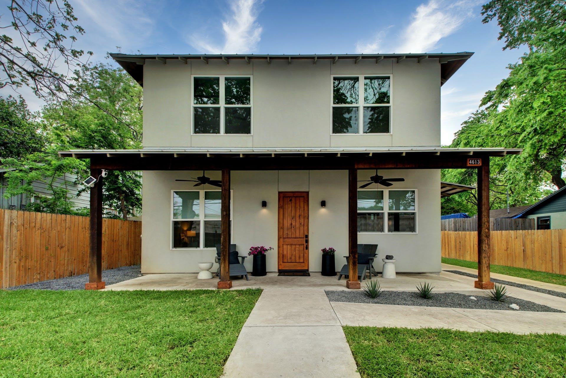 Listing photo 1 of 4613  Harmon Ave