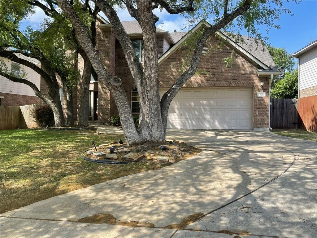 Listing photo 1 of 704 S Frontier Ln