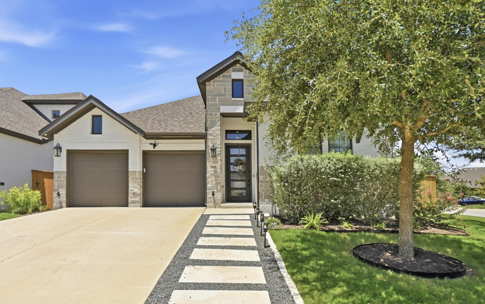 Listing photo 1 of 108  Fawn River Run